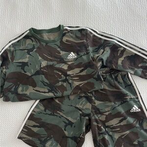 Adidas Camouflage Sweatshirt and Shorts Set